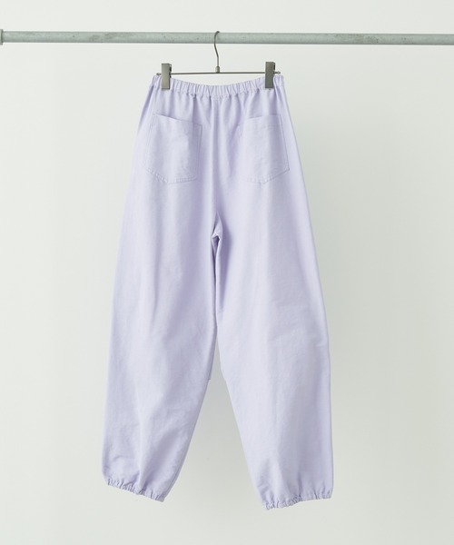earth music&ecology（アースミュージックアンドエコロジー）の「バルーンシルエットパンツ（その他パンツ・レディース・ライトパープル/ライトグレー/アイボリー/カーキ・FREE）」の9枚目の写真