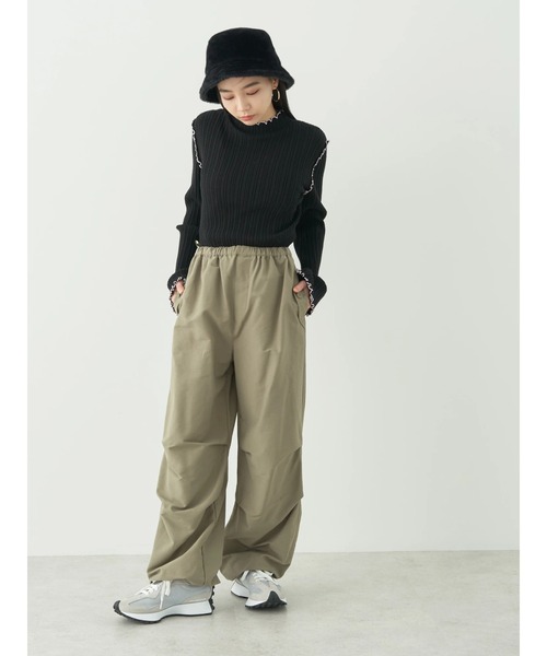 earth music&ecology（アースミュージックアンドエコロジー）の「バルーンシルエットパンツ（その他パンツ・レディース・ライトパープル/ライトグレー/アイボリー/カーキ・FREE）」の10枚目の写真