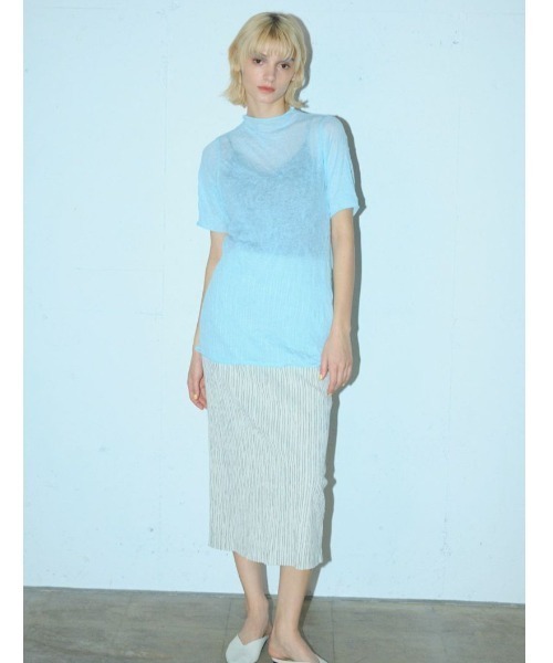 MIDIUMISOLID（ミディウミソリッド）の「シースルーハイネックハーフスリーブインナー（Tシャツ/カットソー・レディース・オフホワイト/ライトブルー/ブラック/ベージュ・FREE）」の11枚目の写真