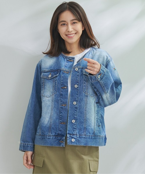 Arnold Palmer(アーノルドパーマー)の「ノーカラー オーバー デニム ジャケット(デニムジャケット・レディース・インディゴブルー/ブルー/ライトブルー・L/M/S)」の14枚目の写真