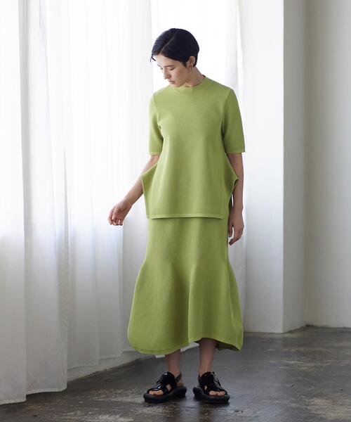 LANVIN en Bleu(ランバンオンブルー)の「【セットアップ対応商品】カーブスリットワッフルニット(ニット/セーター・レディース・グリーン/ブラック/ベージュ・38)」の6枚目の写真