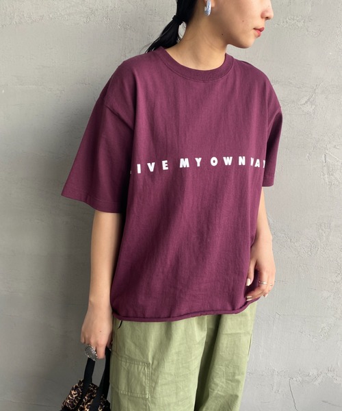 FUNG（ファング）の「[FUNG/ファング] LIVE MY OWN WAY カットオフプリントTシャツ（Tシャツ/カットソー・レディース・ワイン/ホワイト・M）」の21枚目の写真