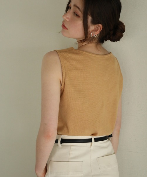 aity(アイティ)の「ボートネックワッフルタンクトップ 夏服(タンクトップ・レディース・ブラック/ホワイト/ネイビー/パープル/オレンジ/カーキ/グレー・M)」の14枚目の写真