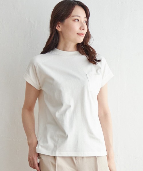 ikka(イッカ)の「コットンUSAフレンチTシャツ(Tシャツ/カットソー・レディース・その他1/ブラック/オフホワイト/ブルー・L/M/S)」の2枚目の写真