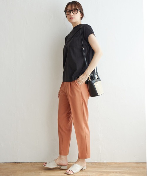 ikka(イッカ)の「コットンUSAフレンチTシャツ(Tシャツ/カットソー・レディース・その他1/ブラック/オフホワイト/ブルー・L/M/S)」の8枚目の写真
