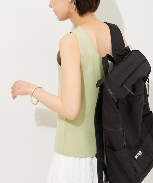 B.C STOCK(ベーセーストック)の「2WAYニットタンク(タンクトップ・レディース・グリーン/ブラウン/チャコールグレー/アイボリー・FREE)」の4枚目の写真