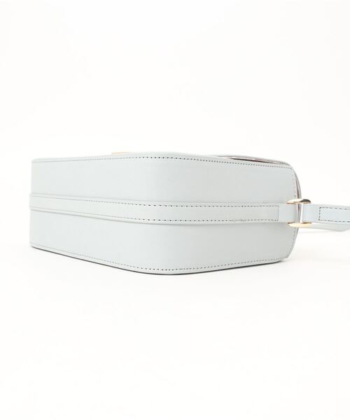 dazzlin（ダズリン）の「dazzlin/ダズリン　スムース メタルショルダーバッグ（ショルダーバッグ・レディース・ホワイト系その他/ベージュ系その他/ブルー系その他/ブラック/アイボリー・FREE）」の19枚目の写真