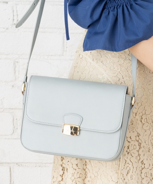 dazzlin（ダズリン）の「dazzlin/ダズリン　スムース メタルショルダーバッグ（ショルダーバッグ・レディース・ホワイト系その他/ベージュ系その他/ブルー系その他/ブラック/アイボリー・FREE）」の5枚目の写真