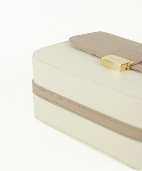 dazzlin（ダズリン）の「dazzlin/ダズリン　スムース メタルショルダーバッグ（ショルダーバッグ・レディース・ホワイト系その他/ベージュ系その他/ブルー系その他/ブラック/アイボリー・FREE）」の18枚目の写真