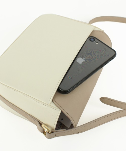 dazzlin（ダズリン）の「dazzlin/ダズリン　スムース メタルショルダーバッグ（ショルダーバッグ・レディース・ホワイト系その他/ベージュ系その他/ブルー系その他/ブラック/アイボリー・FREE）」の16枚目の写真