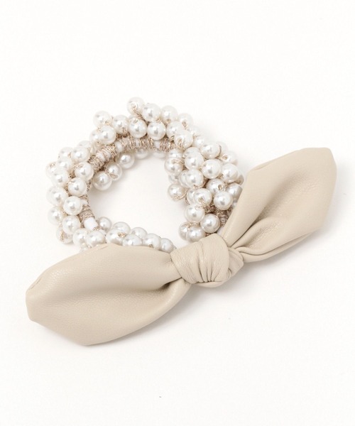 GLOBAL WORK(グローバルワーク)の「アソートパールヘアシュシュ /199421(シュシュ・レディース・ブラック系その他2/ブラック系その他/ホワイト系その他/ベージュ系その他・FREE)」の1枚目の写真