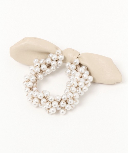 GLOBAL WORK(グローバルワーク)の「アソートパールヘアシュシュ /199421(シュシュ・レディース・ブラック系その他2/ブラック系その他/ホワイト系その他/ベージュ系その他・FREE)」の5枚目の写真