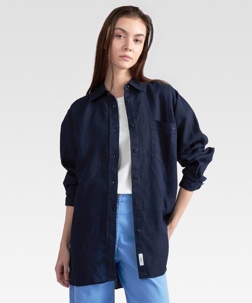 TOMMY HILFIGER(トミーヒルフィガー)の「リネンオーバーサイズロングスリーブシャツ(シャツ/ブラウス・レディース・ベージュ/ネイビー/ホワイト・32inch/34inch/36inch)」の8枚目の写真