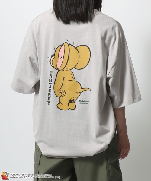 Tom&Jerry(トムアンドジェリー)の「Tom and Jerry/トムとジェリー オーバーサイズ ワンポイント刺繍 リンガー リブライン バックプリント 半袖Tシャツ レディース メンズ(Tシャツ/カットソー・レディース・ホワイト系その他5/ブラック系その他2/ホワイト系その他4/ブラック系その他/ホワイト系その他2/ブラック系その他3/ベージュ/イエロー/ホワイト系その他/ホワイト系その他3/ホワイト・M/L)」の15枚目の写真