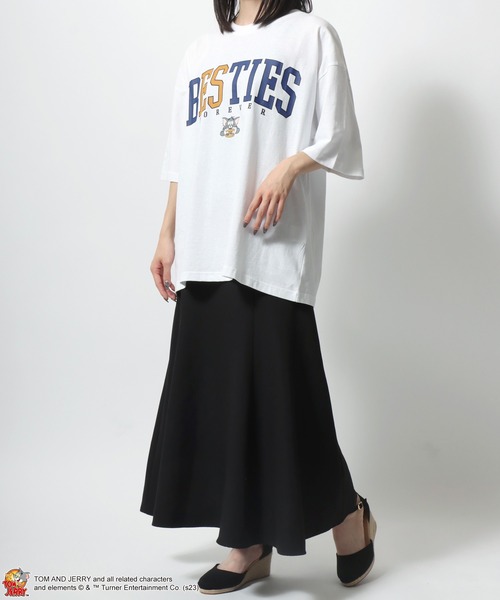 Tom&Jerry(トムアンドジェリー)の「Tom and Jerry/トムとジェリー オーバーサイズ ワンポイント刺繍 リンガー リブライン バックプリント 半袖Tシャツ レディース メンズ(Tシャツ/カットソー・レディース・ホワイト系その他5/ブラック系その他2/ホワイト系その他4/ブラック系その他/ホワイト系その他2/ブラック系その他3/ベージュ/イエロー/ホワイト系その他/ホワイト系その他3/ホワイト・M/L)」の19枚目の写真