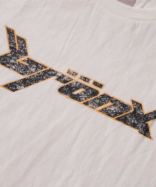 WHO'S WHO gallery（フーズフーギャラリー）の「【KOOKY'N/クーキー】BRONXヴィンテージライクロゴビッグTEE（Tシャツ/カットソー・レディース・ブラック/ホワイト/レッド/ネイビー/ブラウン・FREE）」の8枚目の写真