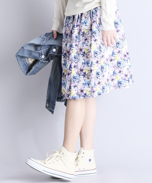 Denime（ドゥニーム）の「FLOWER PATTERN SKIRT/フラワーパターンスカート（スカート・レディース・グリーン/レッド・FREE）」の16枚目の写真