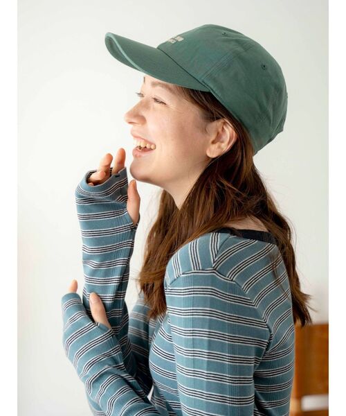 Ungrid(アングリッド)の「Miller別注 テレコフィットロングスリーブTee(Tシャツ/カットソー・レディース・ブラウン/ブルー/グリーン・FREE)」の20枚目の写真