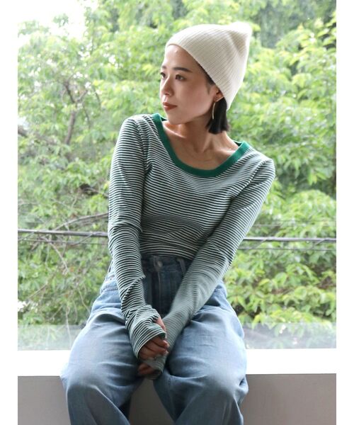 Ungrid(アングリッド)の「Miller別注 テレコフィットロングスリーブTee(Tシャツ/カットソー・レディース・ブラウン/ブルー/グリーン・FREE)」の9枚目の写真