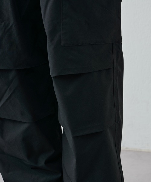 COLONY 2139（コロニートゥーワンスリーナイン）の「ストレッチカーゴパンツ（カーゴパンツ・メンズ・カーキ/ブラック・MEDIUM/LARGE）」の6枚目の写真