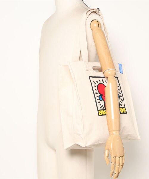 Keith Haring（キース・ヘリング）の「【Keith Haring/キースヘリング】2WAY キャンバス TOTE BAG ポケット付き（トートバッグ・メンズ・ホワイト/ブラック/ブラック系その他/ホワイト系その他・FREE）」の8枚目の写真