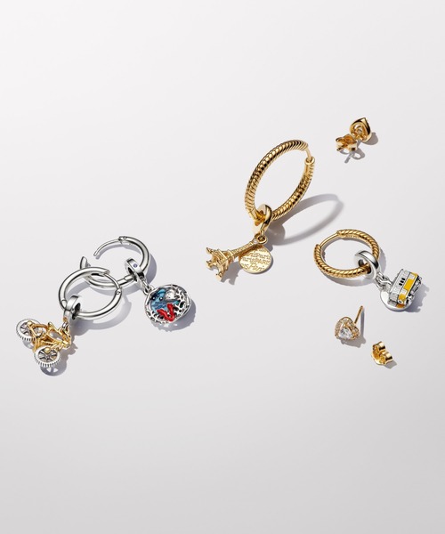 Pandora Moments スモール チャーム ゴールド フープピアス（ピアス