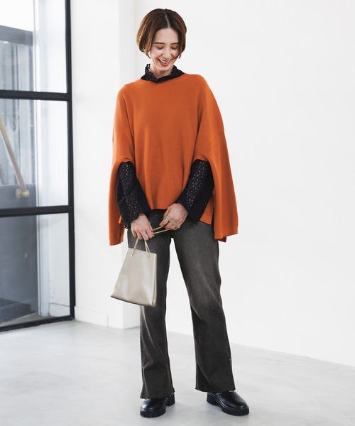 LEPSIM（レプシィム）の「14ゲージポンチョプルオーバー　183618（ニット/セーター・レディース・ブラック/グリーン/ブルー/チャコールグレー/オレンジ/グレイッシュベージュ/アイボリー/ロイヤルブルー・FREE）」の20枚目の写真