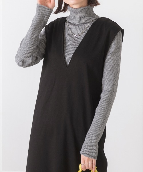 ad thie(アドティエ)の「タートルネックリブニットトップス(ニット/セーター・レディース・グレー/オフホワイト/ブラック/ライトブルー/ピンクベージュ/キャメル/グリーン/ブラウン/ライトグリーン/ボルドー/マスタード/ラベンダー/パープル・MEDIUM)」の3枚目の写真