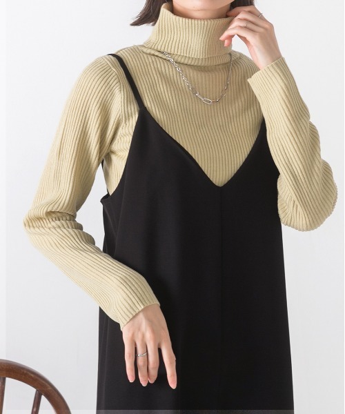 ad thie(アドティエ)の「タートルネックリブニットトップス(ニット/セーター・レディース・グレー/オフホワイト/ブラック/ライトブルー/ピンクベージュ/キャメル/グリーン/ブラウン/ライトグリーン/ボルドー/マスタード/ラベンダー/パープル・MEDIUM)」の6枚目の写真