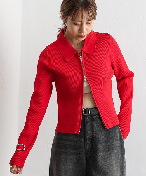 COLONY 2139（コロニートゥーワンスリーナイン）の「エステルヤーン衿付きダブルジップリブトップス（ニット/セーター・レディース・グレイッシュベージュ/グレー/レッド/ブラック/ライム/オフホワイト/ライトグレー・FREE）」の10枚目の写真