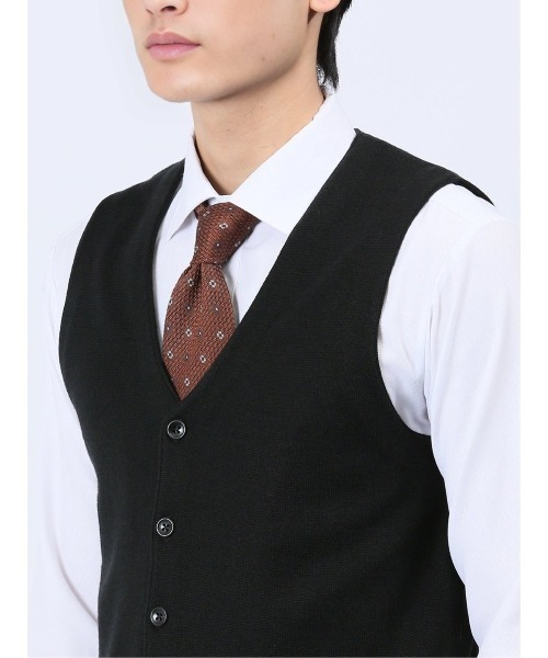 Alexander Julian（アレキサンダージュリアン）の「アレキサンダージュリアン ウォッシャブル ウール混ソリッド ニットジレ（ベスト・メンズ・ブラック/グレー系その他2/ワインレッド・LARGE/MEDIUM/X-LARGE）」の18枚目の写真