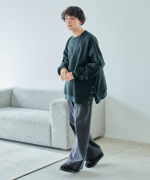 RAGEBLUE（レイジブルー）の「【WEB限定】オーバーサイズ/ヘビーウェイト/サイドスリットスウェットクルー（スウェット・メンズ・ホワイト/ブラック/ダークグリーン/ダークグレー/レッド・FREE）」の11枚目の写真