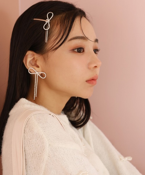 one after another NICE CLAUP（ワンアフターアナザーナイスクラップ）の「【ribbon collection】ラインストーンリボンピアス（ピアス（両耳用）・レディース・シルバー系その他・FREE）」の7枚目の写真