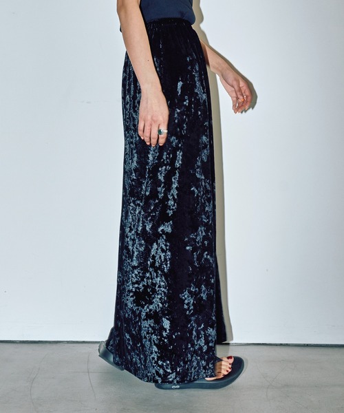 LIENCOEUR（リアンクール）の「ベロアフレアロングスカート（スカート・レディース・ブラック/ベージュ・FREE）」の9枚目の写真