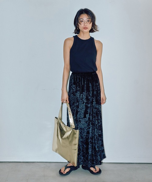 LIENCOEUR（リアンクール）の「ベロアフレアロングスカート（スカート・レディース・ブラック/ベージュ・FREE）」の3枚目の写真