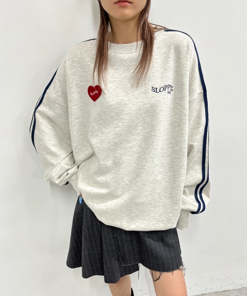 WHO'S WHO gallery（フーズフーギャラリー）の「【SLOPPY/スロッピー】ハートワッペン裏起毛ラインスウェット（スウェット・レディース・ネイビー/チャコールグレー/オートミール/ブラック/グレー・FREE）」の16枚目の写真
