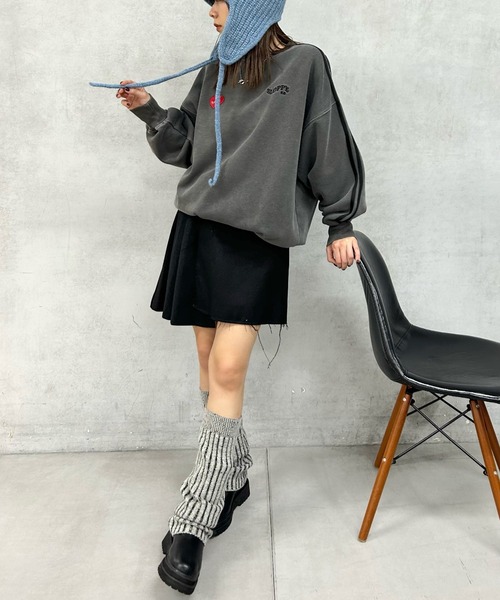 WHO'S WHO gallery（フーズフーギャラリー）の「【SLOPPY/スロッピー】ハートワッペン裏起毛ラインスウェット（スウェット・レディース・ネイビー/チャコールグレー/オートミール/ブラック/グレー・FREE）」の10枚目の写真