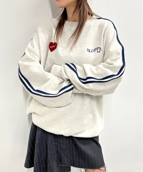WHO'S WHO gallery（フーズフーギャラリー）の「【SLOPPY/スロッピー】ハートワッペン裏起毛ラインスウェット（スウェット・レディース・ネイビー/チャコールグレー/オートミール/ブラック/グレー・FREE）」の7枚目の写真