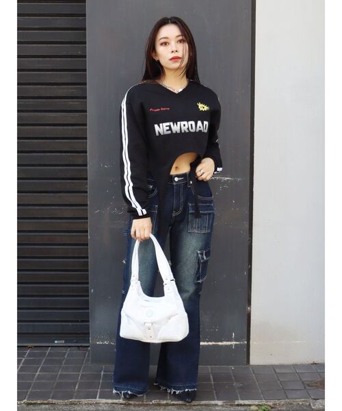 EVRIS（エヴリス）の「ユニフォームグラフィックガーターTシャツ（Tシャツ/カットソー・レディース・ホワイト/ブラック/ブルー/イエロー・FREE）」の21枚目の写真