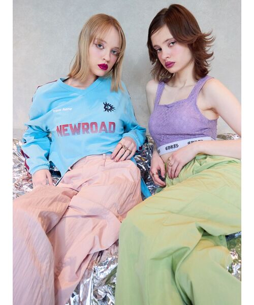 EVRIS（エヴリス）の「ユニフォームグラフィックガーターTシャツ（Tシャツ/カットソー・レディース・ホワイト/ブラック/ブルー/イエロー・FREE）」の13枚目の写真