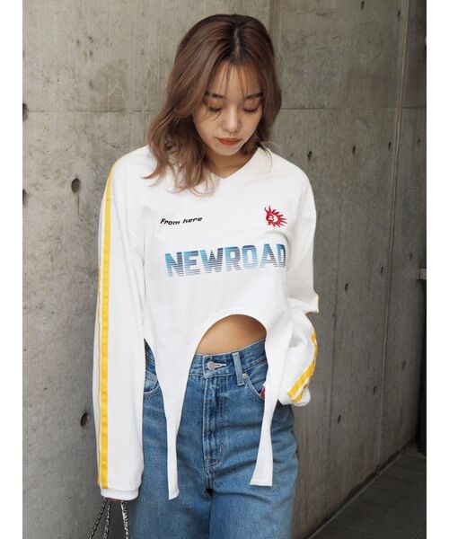 EVRIS（エヴリス）の「ユニフォームグラフィックガーターTシャツ（Tシャツ/カットソー・レディース・ホワイト/ブラック/ブルー/イエロー・FREE）」の19枚目の写真