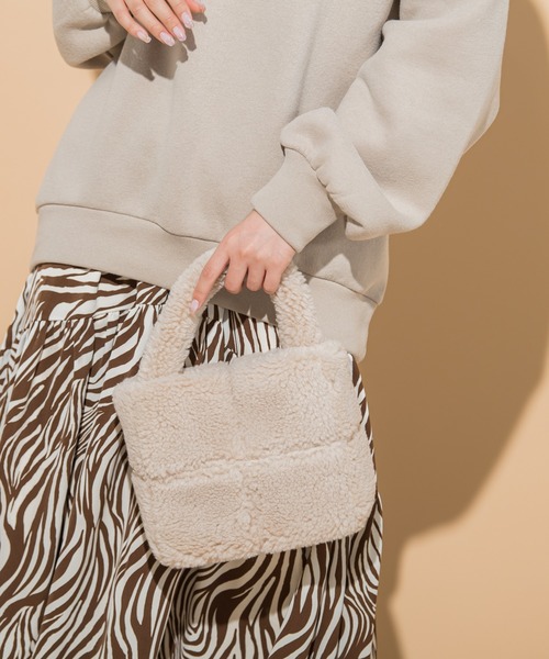 VICKY(ビッキー)の「【KOREAN ITEM】ボアミニトートバッグ(トートバッグ・レディース・ベージュ/オフホワイト・FREE)」の9枚目の写真