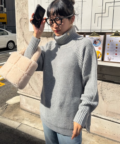 VICKY(ビッキー)の「【KOREAN ITEM】ボアミニトートバッグ(トートバッグ・レディース・ベージュ/オフホワイト・FREE)」の15枚目の写真