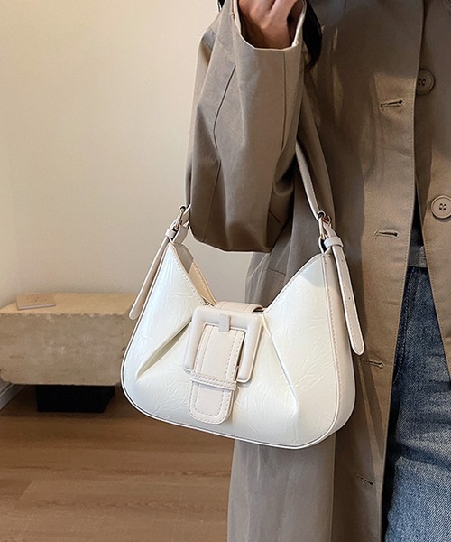 Dewlily（デューリリー）の「しわ加工ミニショルダーバッグ（ショルダーバッグ・レディース・ホワイト/グリーン/シルバー/ブラック・FREE）」の5枚目の写真