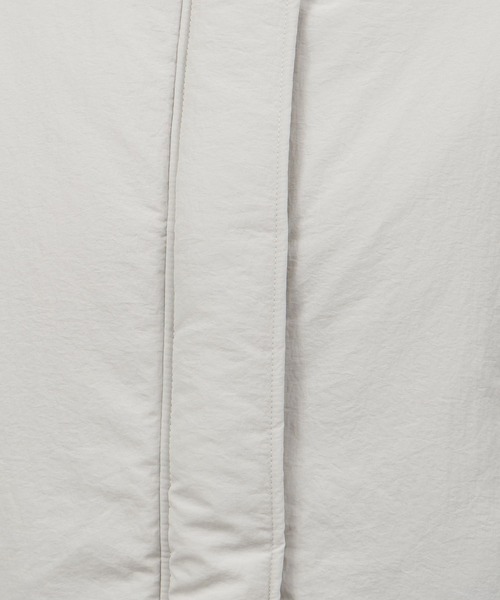 LAKOLE（ラコレ）の「2WAYモンスターコート / 995566（ナイロンジャケット・レディース・ブラック/オフホワイト/ライトグレー・SMALL/MEDIUM）」の19枚目の写真