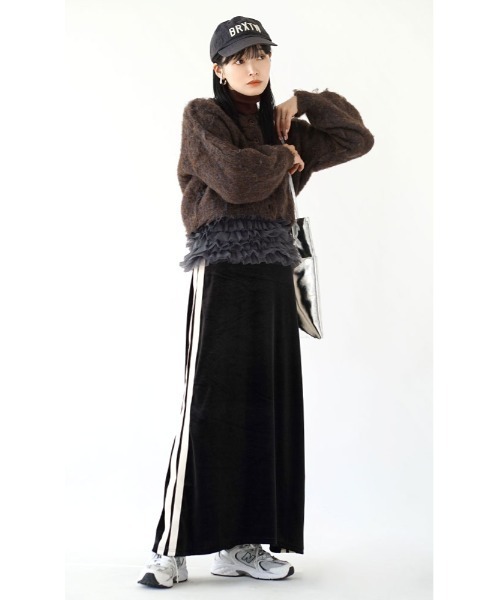 e-zakkamania stores（イーザッカマニアストアーズ）の「【贅沢チュールで華やかに仕上げる。】 ボリュームフラッフィー ビスチェ（ベスト・レディース・ベージュ/ブラック/グレー/レッド・M）」の17枚目の写真