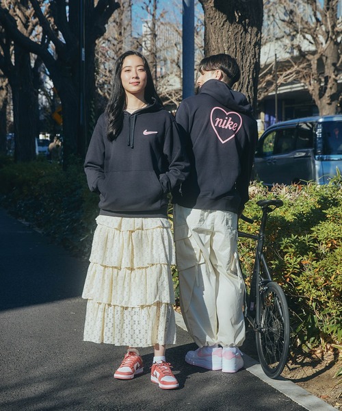 NIKE（ナイキ）の「ナイキ スポーツウェア メンズ プルオーバー フレンチテリー パーカー / Nike Sportswear Men's Pullover French Terry Hoodie＜S-3XL 展開＞（パーカー・メンズ・ホワイト/ブラック・M/S/3XL/XL/2XL/L）」の17枚目の写真