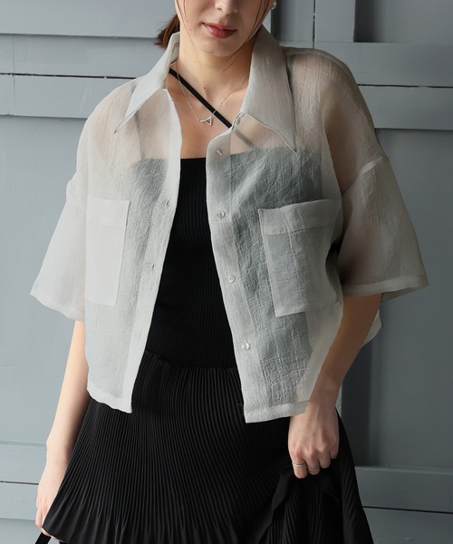 Doula Doula(ドゥーラドゥーラ)の「オーガンジーWポケットシャツ(シャツ/ブラウス・レディース・ピンク/グレー/ナチュラル/ブラック・FREE)」の3枚目の写真