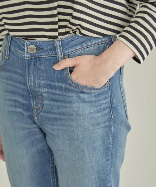 AMERICAN HOLIC(アメリカンホリック)の「【WEB限定・小柄女性向け】テーパードデニム(デニムパンツ・レディース・ワンウォッシュ/インディゴブルー/ライトインディゴブルー/ブルー系その他・XL/XS/M/S/L)」の11枚目の写真