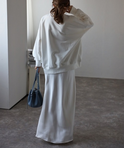 Bonjour Sagan（ボンジュールサガン）の「白抜きカレッジロゴ刺繍BIGスウェット（スウェット・レディース・ライトグレー/ネイビー/ブラック/オフホワイト・FREE）」の9枚目の写真